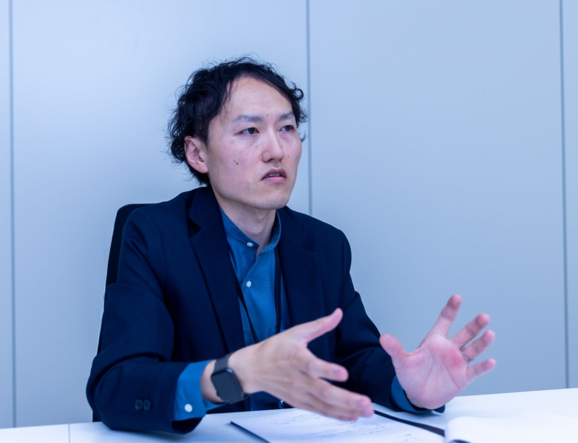 インタビューに答える男性社員 K.K
